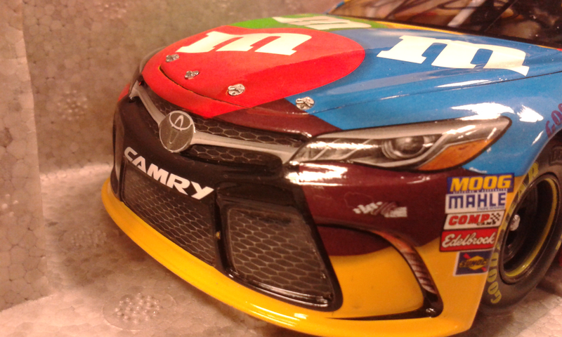 Illustration for article titled Toyota Camry - Nascar style